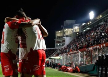 Con la mira en Temperley