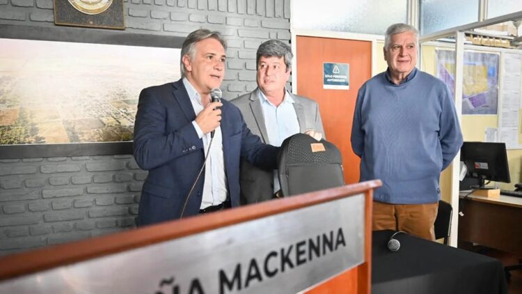 Llaryora reiteró su apoyo al campo y la industria