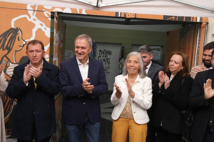Abuelas de Plaza de Mayo cumplió el viejo anhelo de la sede propia