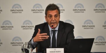 Massa instó al Congreso a que fije una hoja de ruta