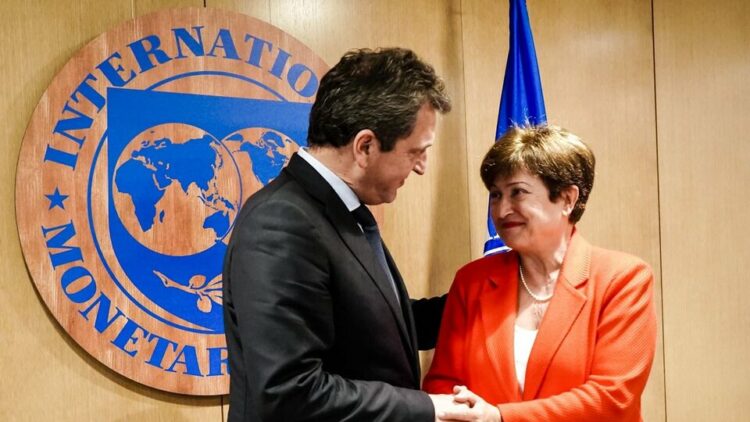 Massa, el FMI y las organizaciones sociales