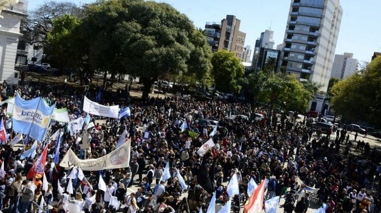 Organizaciones Civiles exigen un "esclarecimiento de lo ocurrido" ante la Vicepresidenta