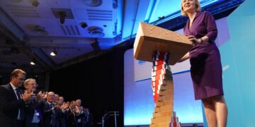 Truss será la primera ministra