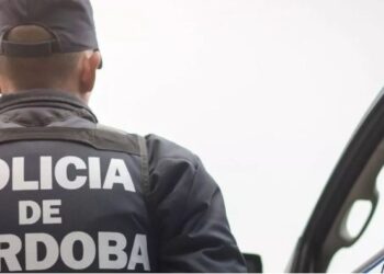 Un motociclista de 21 años murió tras chocar contra un poste