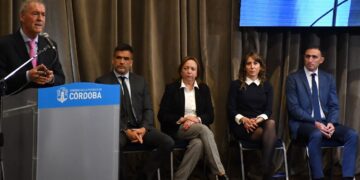 Schiaretti relanzó su gestión buscando oxígeno tras una sucesión de tropiezos