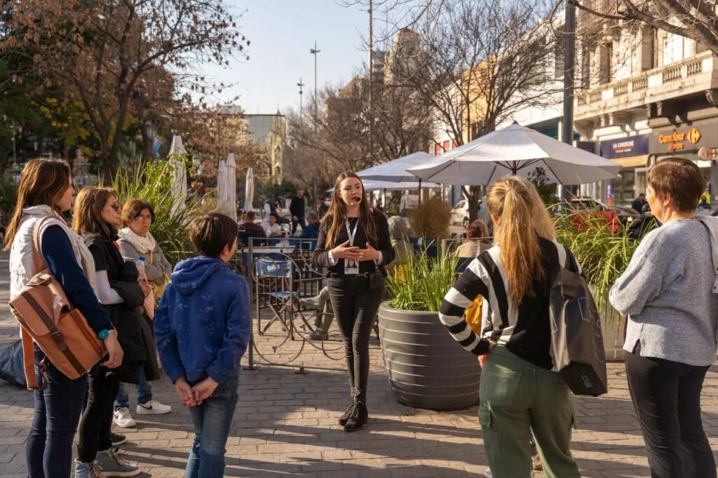 Presentaron las actividades por el "mes del turismo"