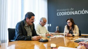 Con disidencias internas, la UEPC aceptó la mejora salarial que propuso la Provincia Con disidencias internas, la UEPC aceptó la mejora salarial que propuso la Provincia