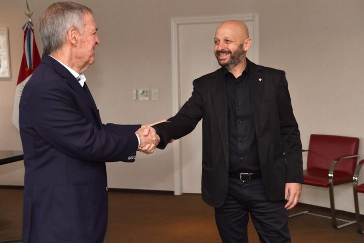 Cultura: Sansica salió a escena en lugar de la renunciante Bedano Cultura: Sansica salió a escena en lugar de la renunciante Bedano