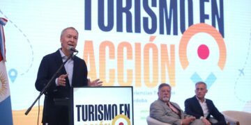 Schiaretti ponderó el valor de la obra pública para el turismo