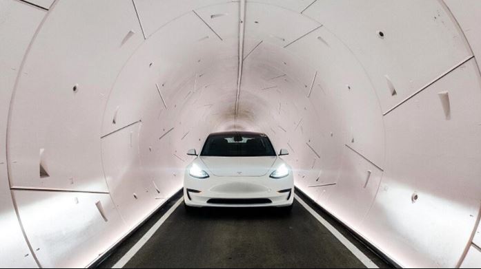 Tesla: más que un auto a batería