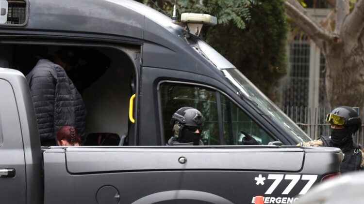 Trasladaron a cárceles de máxima seguridad a los cuatro detenidos por el ataque a Cristina Kirchner