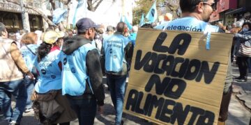 La UEPC retomó la negociación paritaria con la Provincia