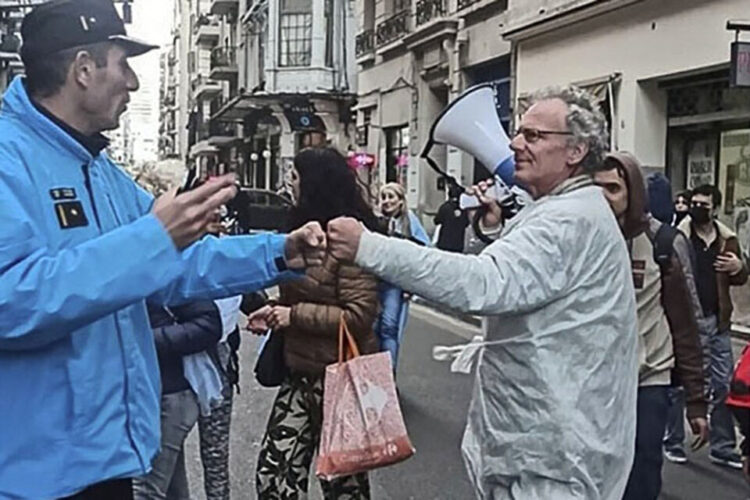 Procesan sin prisión preventiva al hombre que amenazó con "ahorcar" a CFK