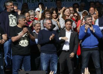 El peronismo exhibió fuertes divisiones internas en el día de su máxima celebración