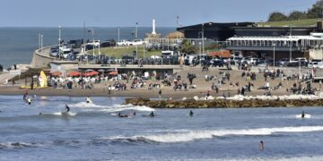 Cerca de dos millones de personas viajaron por el país este fin de semana largo