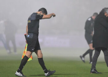 Se prohibió el uso de «pistola lanza gases y granadas» en los partidos