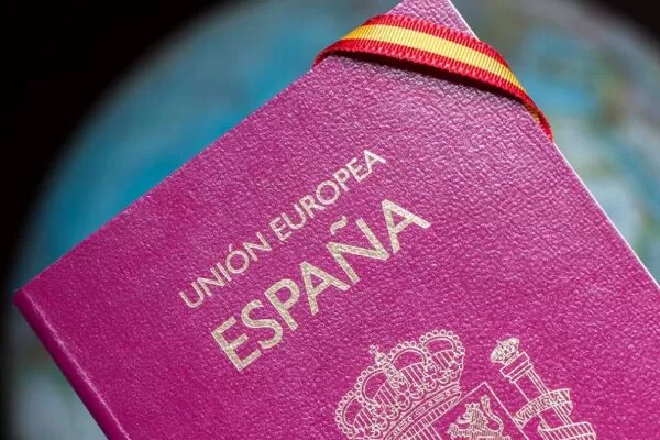 La Ley de Nietos para obtener la ciudadanía española entró en vigencia este viernes