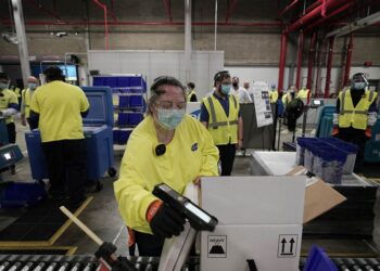 El empleo privado acumula 19 meses de crecimiento neto