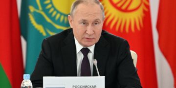 Rusia denuncia ataque y suspende su participación en pacto de exportación de granos ucranianos