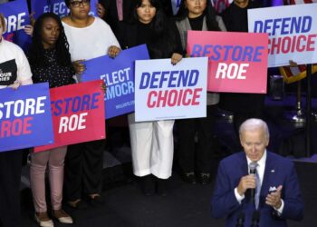 El derecho al aborto se perfila como tema clave en los comicios de EE.UU.