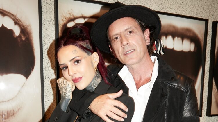 Coti Sorokin anunció que se casa con Cande Tinelli en el medio de un show