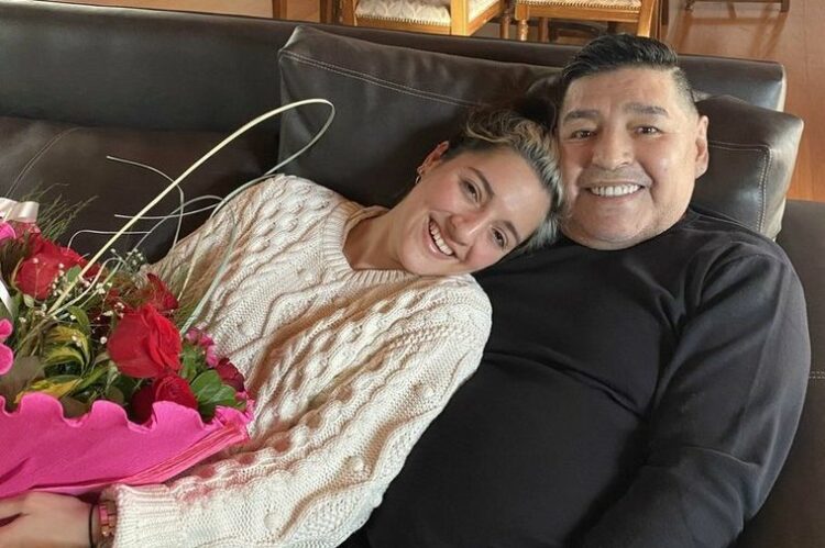 Jana Maradona le escribió una emotiva a Diego: “Fuiste mi refugio”