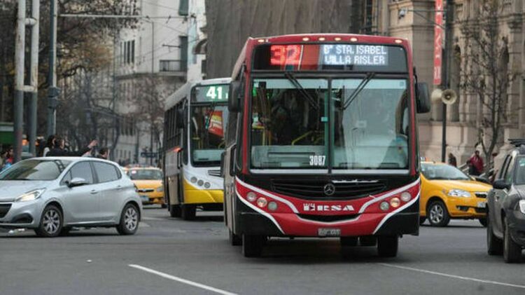 La UTA y Fatap arribaron a un acuerdo y no habrá paro de transporte