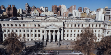 La Justicia de Córdoba suspendió la ordenanza para la re-reelección del intendente