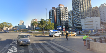 Atropelló a una mujer, se dio a la fuga, la Policía encontró el auto y luego fue robado