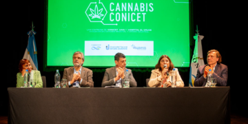 Se inauguró Cannabis Conicet, una empresa estatal de base tecnológica