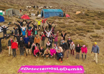 Personas recuperadas de cáncer de mama y sus médicos se unieron para una travesía en los Andes