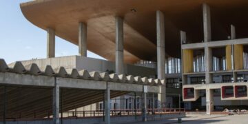 Estudiantes tomaron el colegio Manuel Belgrano como medida de fuerza