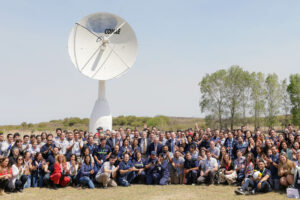 Fernández resaltó el "orgullo de ser uno de los 10 países" con capacidad de poner satélites en órbita