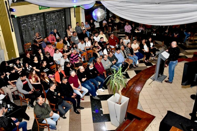 Se lanzó un espacio liderado por jóvenes “sin personalismos”