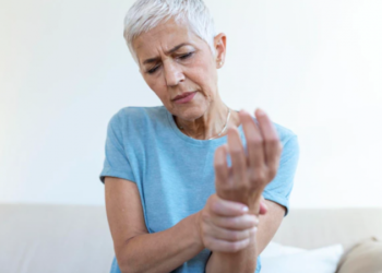 Buena alimentación, deportes y vitamina D, tres pilares para prevenir fracturas a cualquier edad