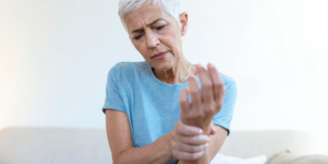 Buena alimentación, deportes y vitamina D, tres pilares para prevenir fracturas a cualquier edad