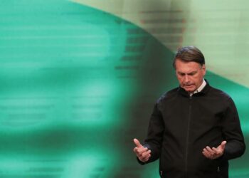 La revista Nature condenó a Bolsonaro como “una amenaza para la ciencia”