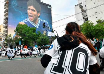 Se inauguró el mural más grande dedicado a la figura de Diego Maradona