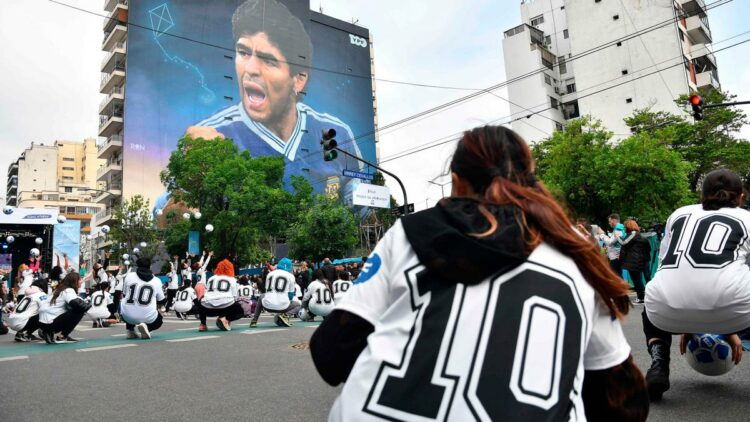 Se inauguró el mural más grande dedicado a la figura de Diego Maradona