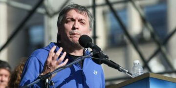 Máximo Kirchner: «No creo que Cristina sea candidata»