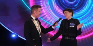 Gran Hermano 2022: Mora fue la primera en olvidarse de las cámaras y se bañó desnuda