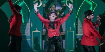 Silencio en la sala  que comienza la función