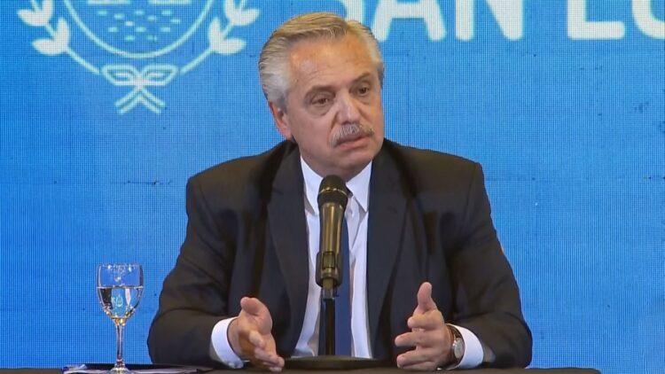 Presentaron nueva documentación por las irregularidades durante la gestión de Fernández