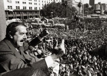 Políticos recordaron los 39 años del triunfo de Alfonsín y el retorno a la democracia