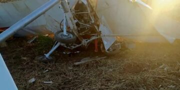 Salió a probar la avioneta que había construido, se accidentó y murió