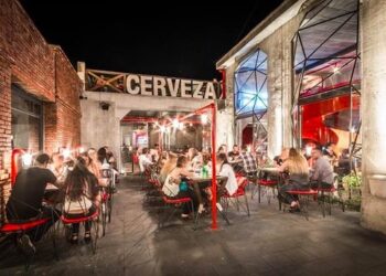 Hoteleros y gastronómicos locales amenazan con un fin de semana largo “sin turismo”