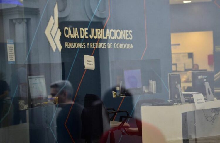 Triplicarán el giro de fondos para la Caja de Jubilaciones