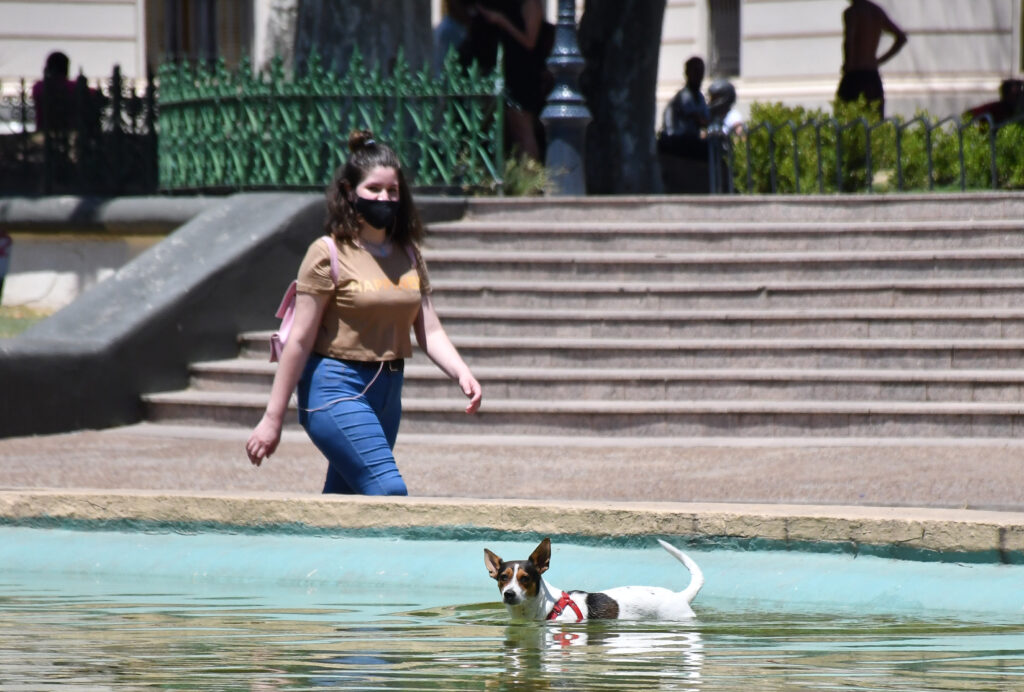 Rige una alerta amarilla por calor extremo para Córdoba