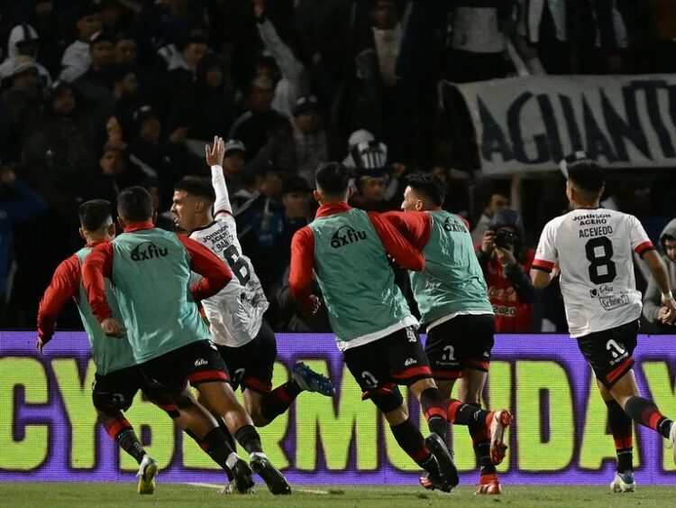 Patronato se consagró campeón al vencer a Talleres