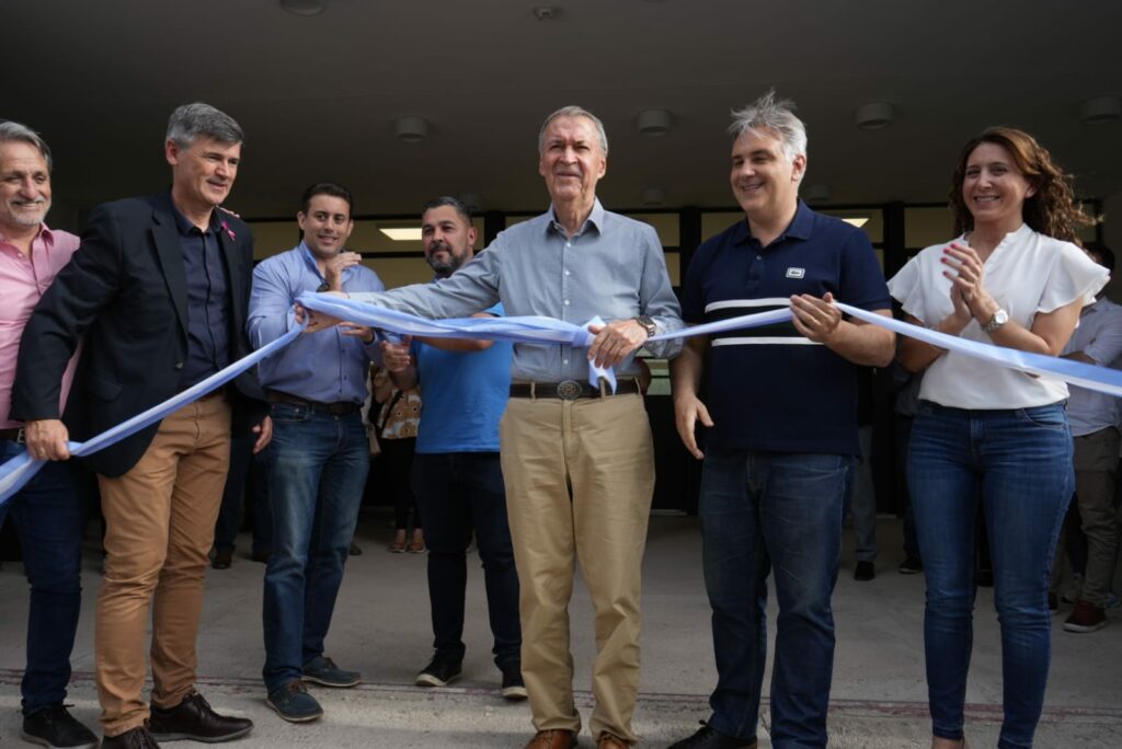 Schiaretti inauguró el Centro de Encuentro Barrial